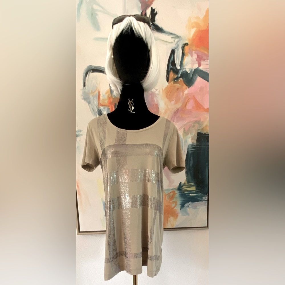 Burberry Brit short sleeve Top / T-Shirt with Metallic logo. Color Taupe.